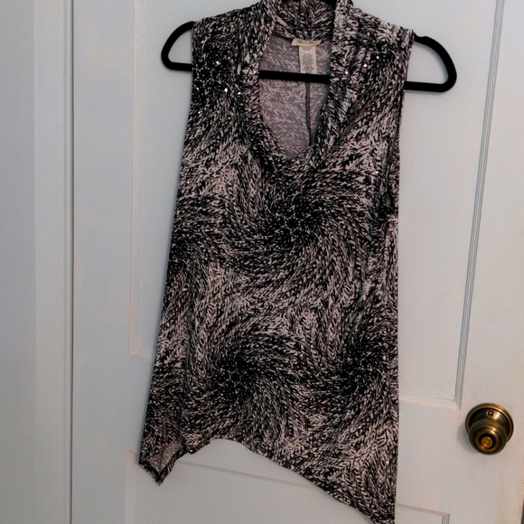 Brittany Black Tops - Black and white size M top with scattered sequins